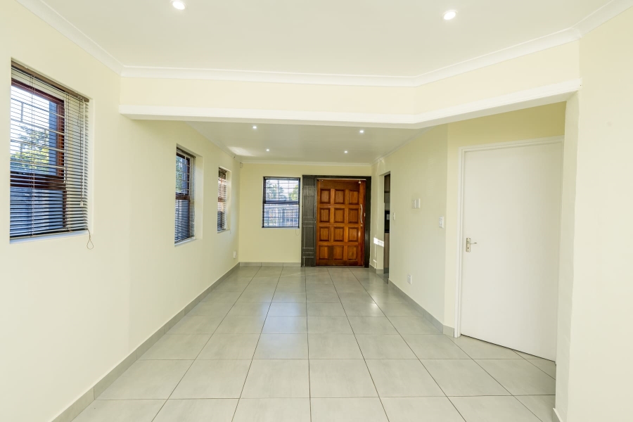 3 Bedroom Property for Sale in Protea Village Western Cape